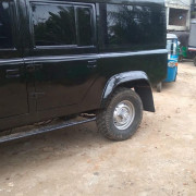 MAHINDRA BOLERO DEFENDER 2011