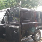 MAHINDRA BOLERO DEFENDER 2011