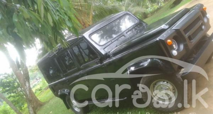 MAHINDRA BOLERO DEFENDER 2011