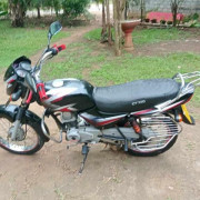 BAJAJ CT100 2017