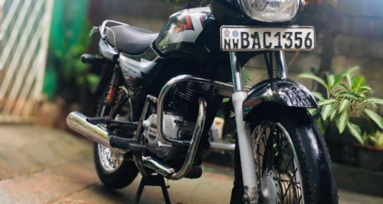 BAJAJ CT100 2013