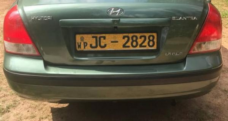 HYUNDAI ELANTRA 2000
