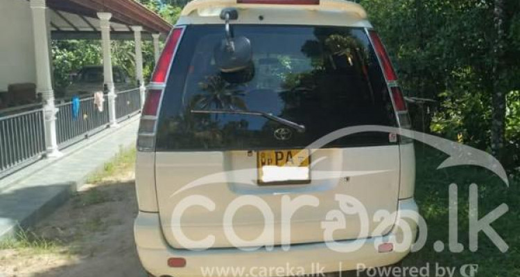 TOYOTA NOAH KR42 2001
