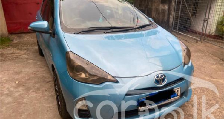 TOYOTA AQUA 2014