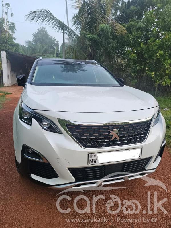PEUGEOT 5008 2019