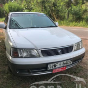 NISSAN BLUEBIRD GLX 1999