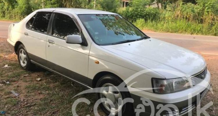 NISSAN BLUEBIRD GLX 1999