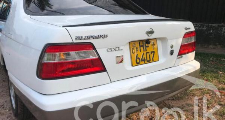 NISSAN BLUEBIRD GLX 1999