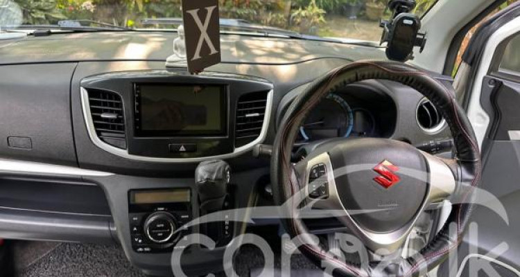 SUZUKI WAGON R STINGRAY 2015