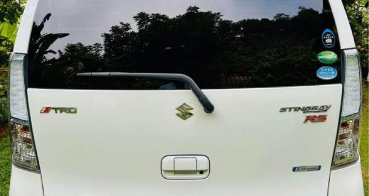 SUZUKI WAGON R STINGRAY 2015