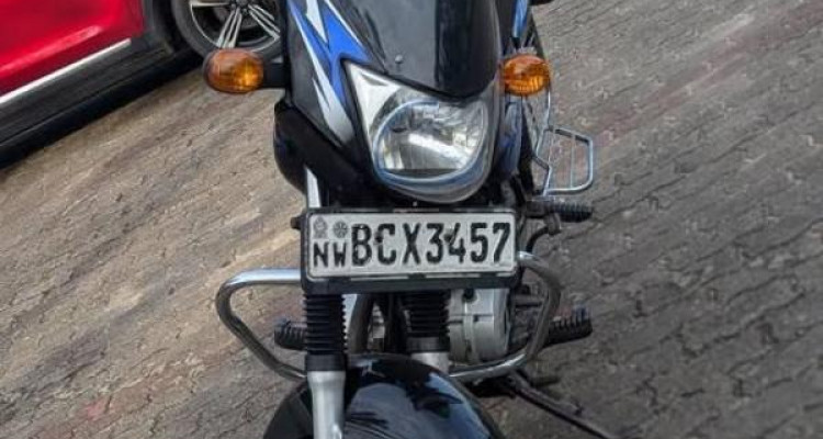 BAJAJ CT100 2015