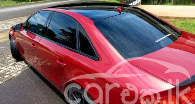 AUDI A4 2011