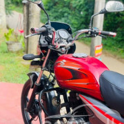 BAJAJ PLATINA 2009