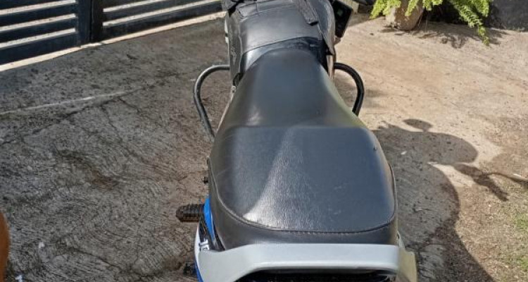 BAJAJ CT100 2025