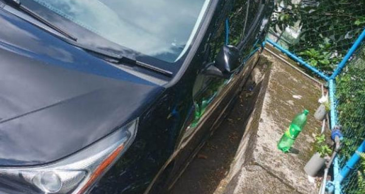 TOYOTA PRIUS 2016