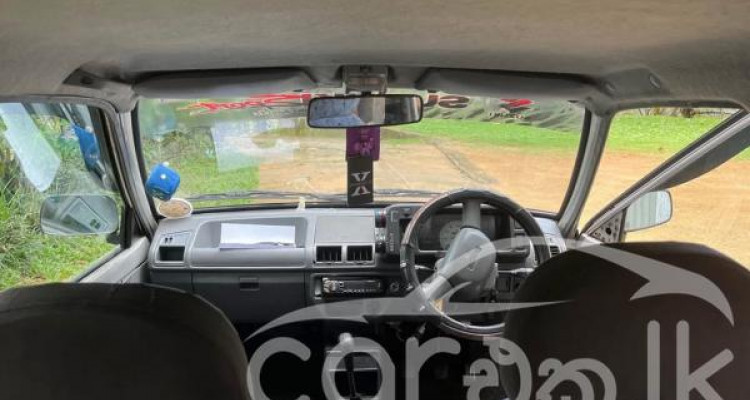 SUZUKI MARUTI 800 2005
