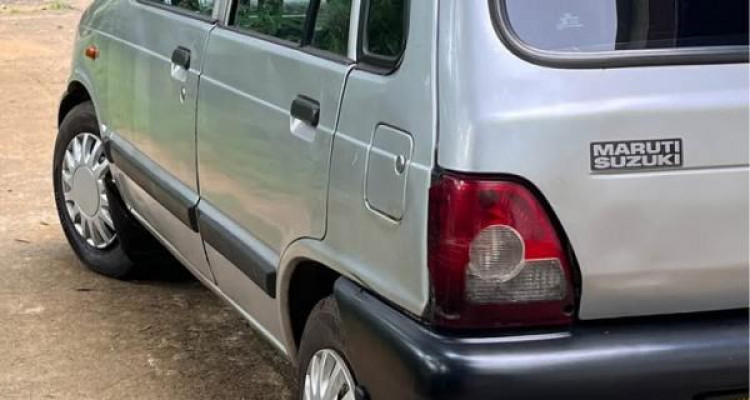SUZUKI MARUTI 800 2005