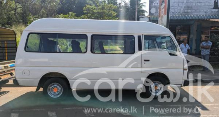 NISSAN CARAVAN 1980