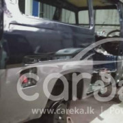 NISSAN CARAVAN 2000