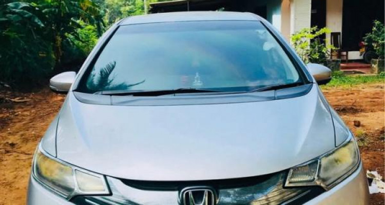 HONDA FIT GP5 2014