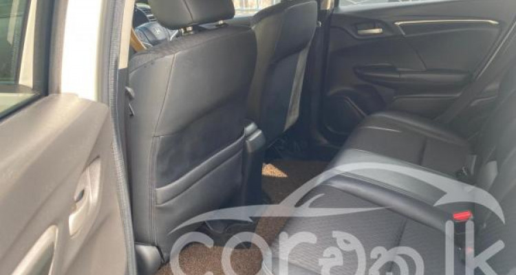 HONDA FIT GP5 2015
