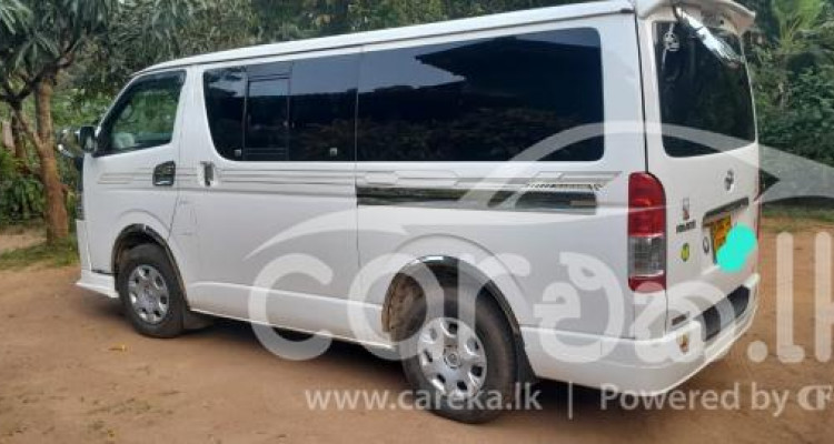 TOYOTA HIACE KDH 200 2006