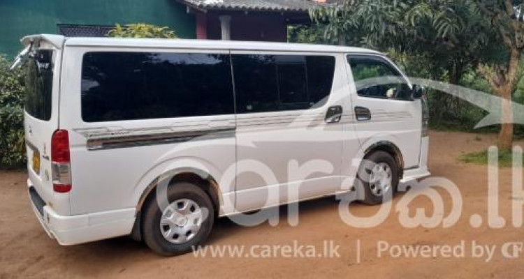 TOYOTA HIACE KDH 200 2006