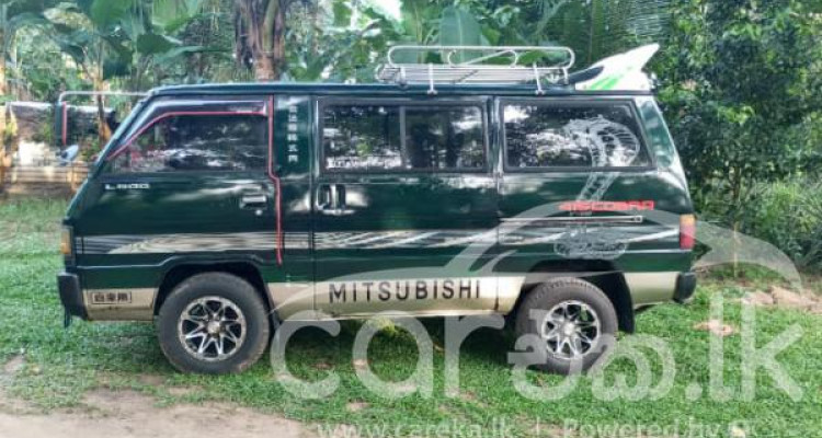 MITSUBISHI DELICA 1980