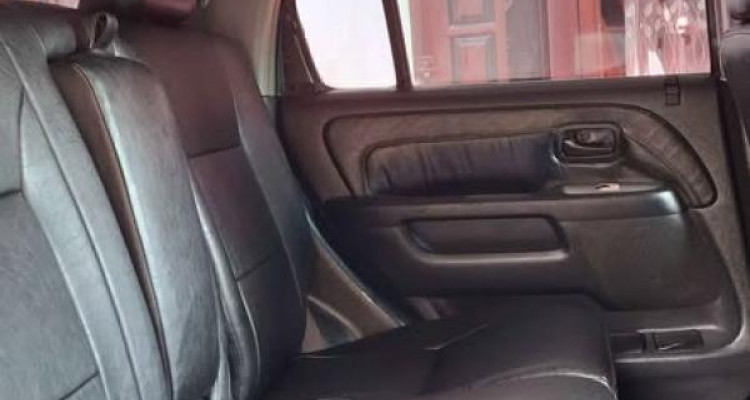 HONDA CR-V 2004