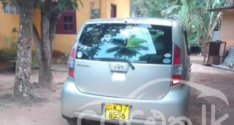 TOYOTA PASSO 2005