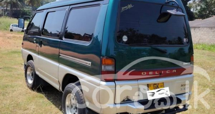 MITSUBISHI DELICA PO5 1996