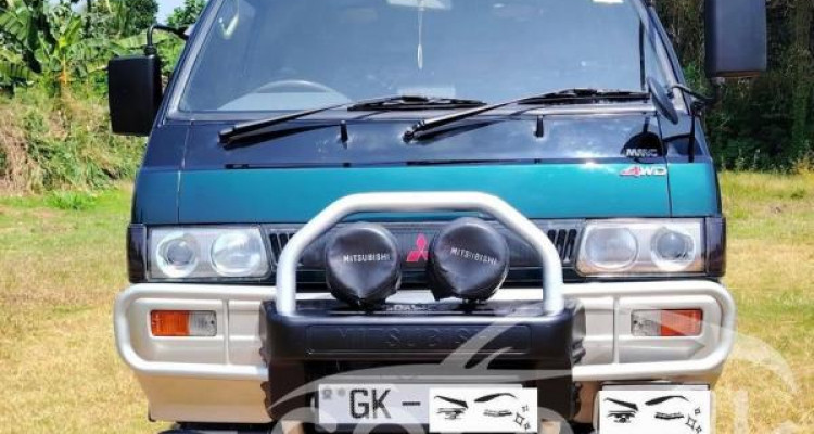 MITSUBISHI DELICA PO5 1996