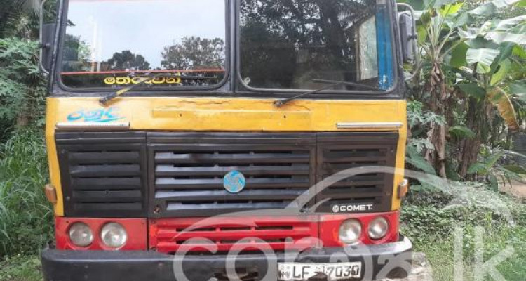 LANKA ASHOK LEYLAND COMET 2006