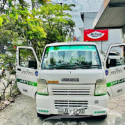 NISSAN U71 2003