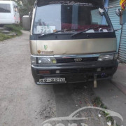 NISSAN CARAVAN 1991