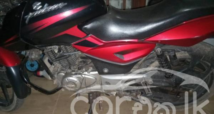 BAJAJ PULSAR 150 2014