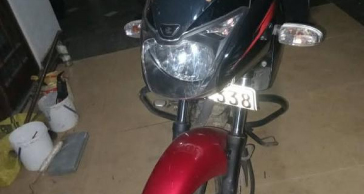 BAJAJ PULSAR 150 2014