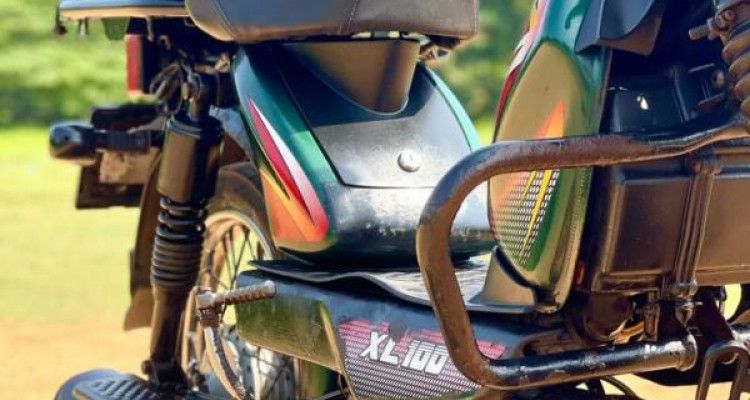 TVS XL SUPER 2017
