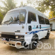 NISSAN CARAVAN 1983