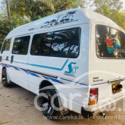 NISSAN CARAVAN 1983