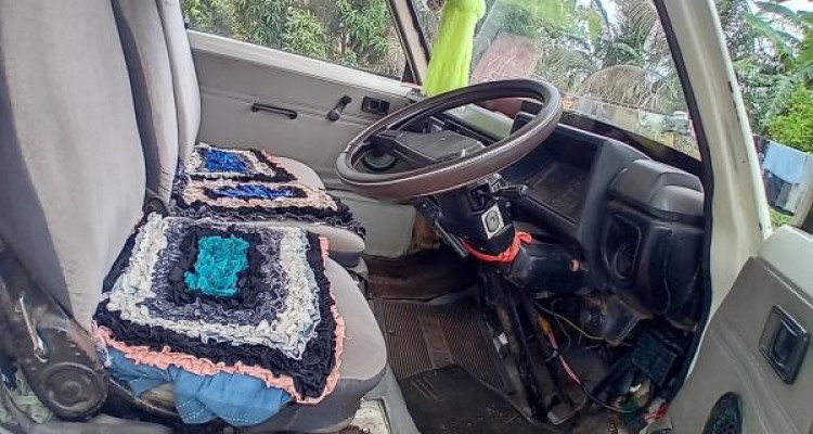 TOYOTA HIACE 1981