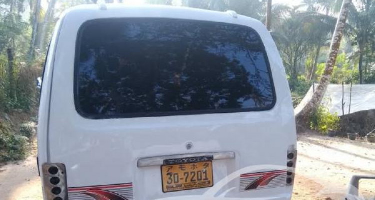 TOYOTA HIACE LH30 1980
