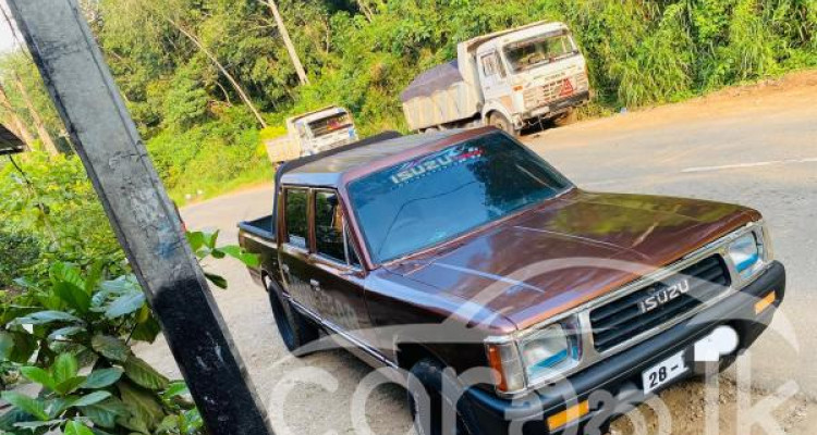 ISUZU DOUBLE CAB 1983