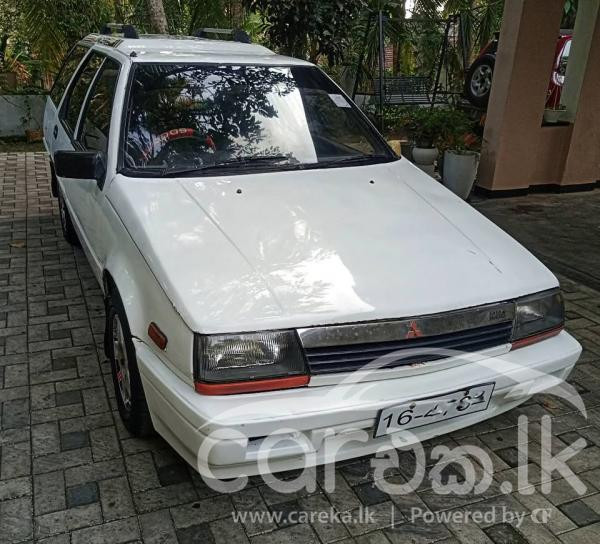 MITSUBISHI LANCER C12 1989