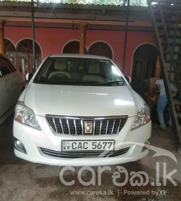 TOYOTA PREMIO 2014