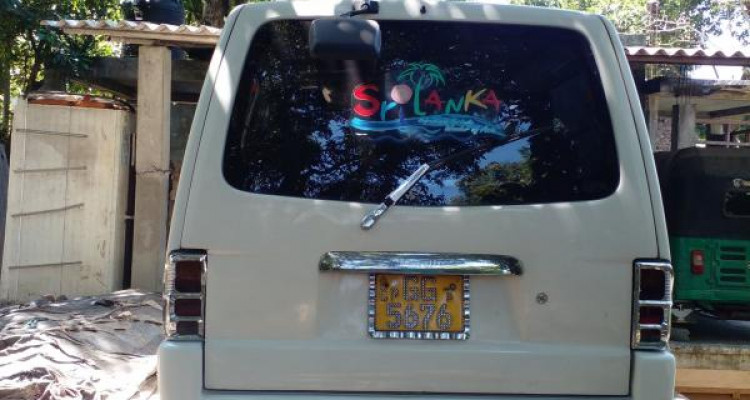 NISSAN VANETTE 1996