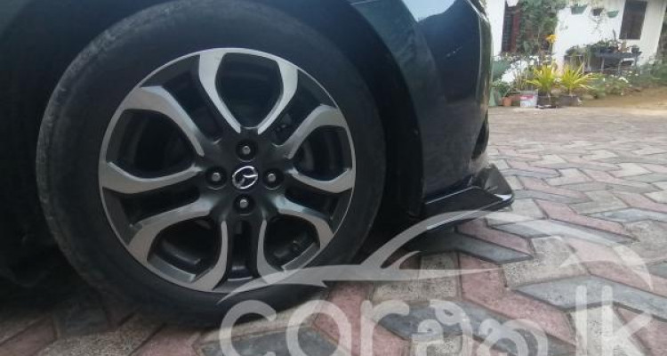 MAZDA 2 2016