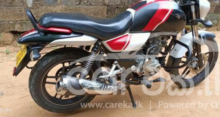 BAJAJ V15 2016