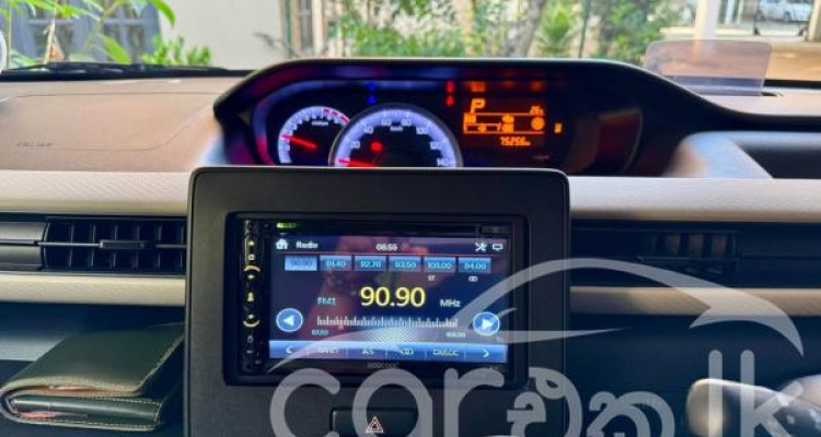 SUZUKI WAGON R FX 2017
