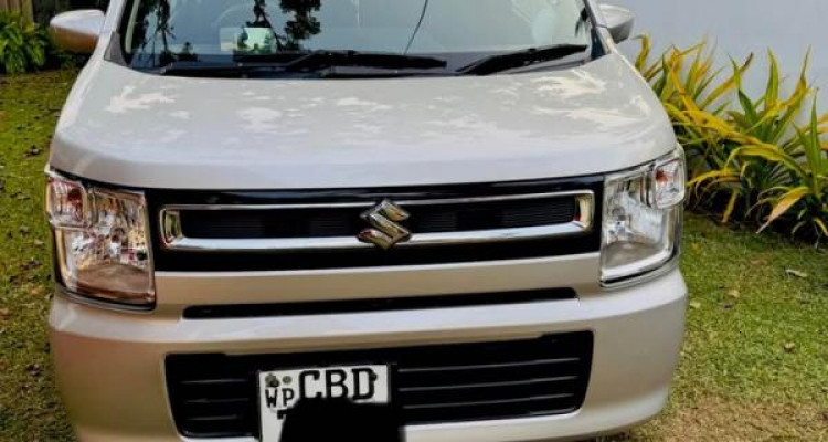 SUZUKI WAGON R FX 2017